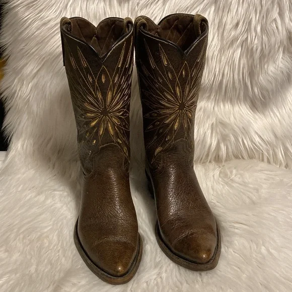 SOLD ❌Vintage ACME - Cowboy Boots Brown Leather w Gold Design Narrow Cowgirl - Picture 3 of 13